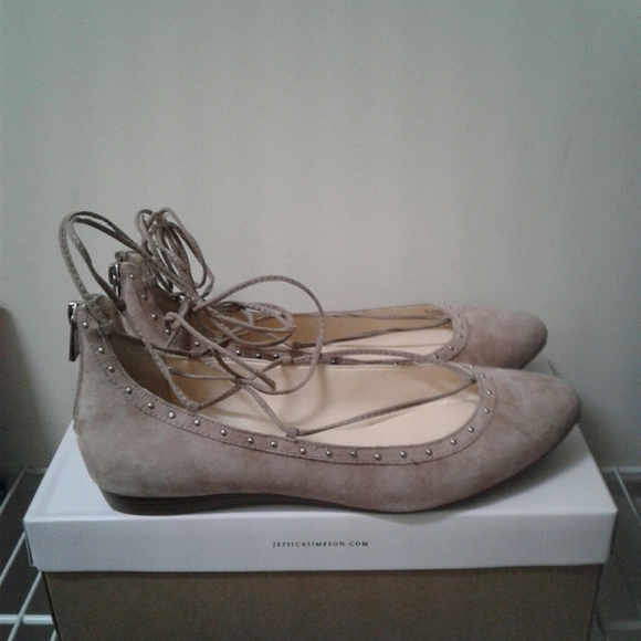 Shoes - Picture 5 of 5